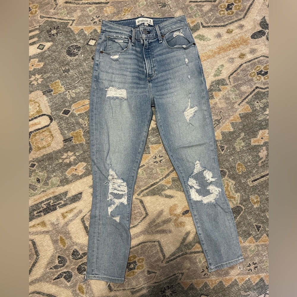 Abercrombie Light Wash Ripped Super Skinny